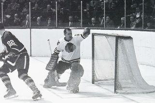 Hokej nenáviděl, před zápasy zvracel. Přesto se stal legendou NHL - Seznam Zprávy